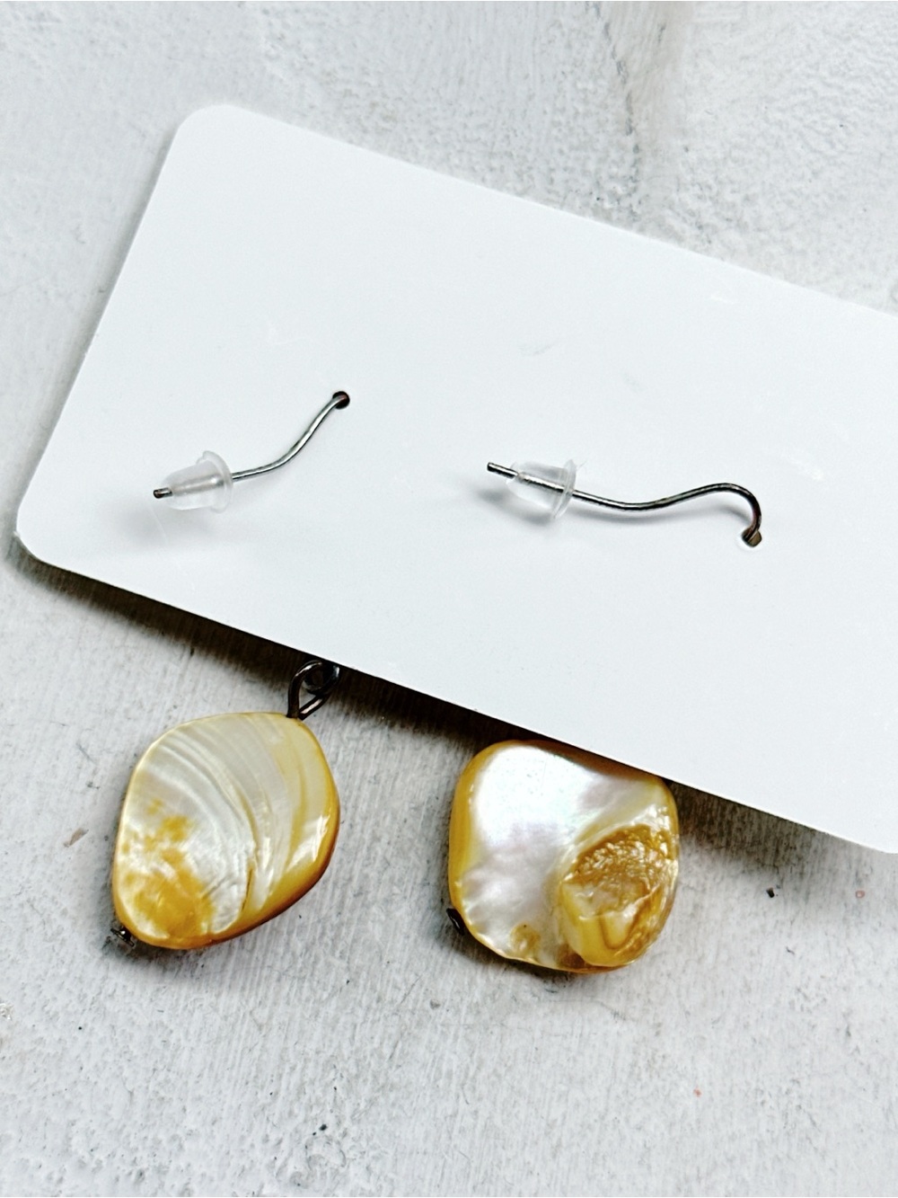 1341mc. Yellow Shell Earrings - Picture 4 of 6